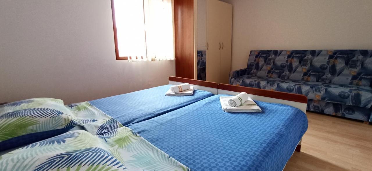 Apartments Kornati Zdrelac Luaran gambar