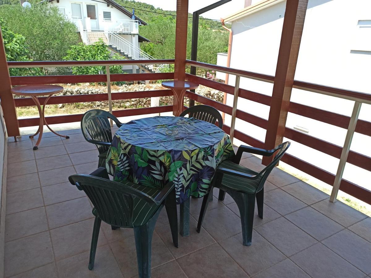 Apartments Kornati Zdrelac Luaran gambar