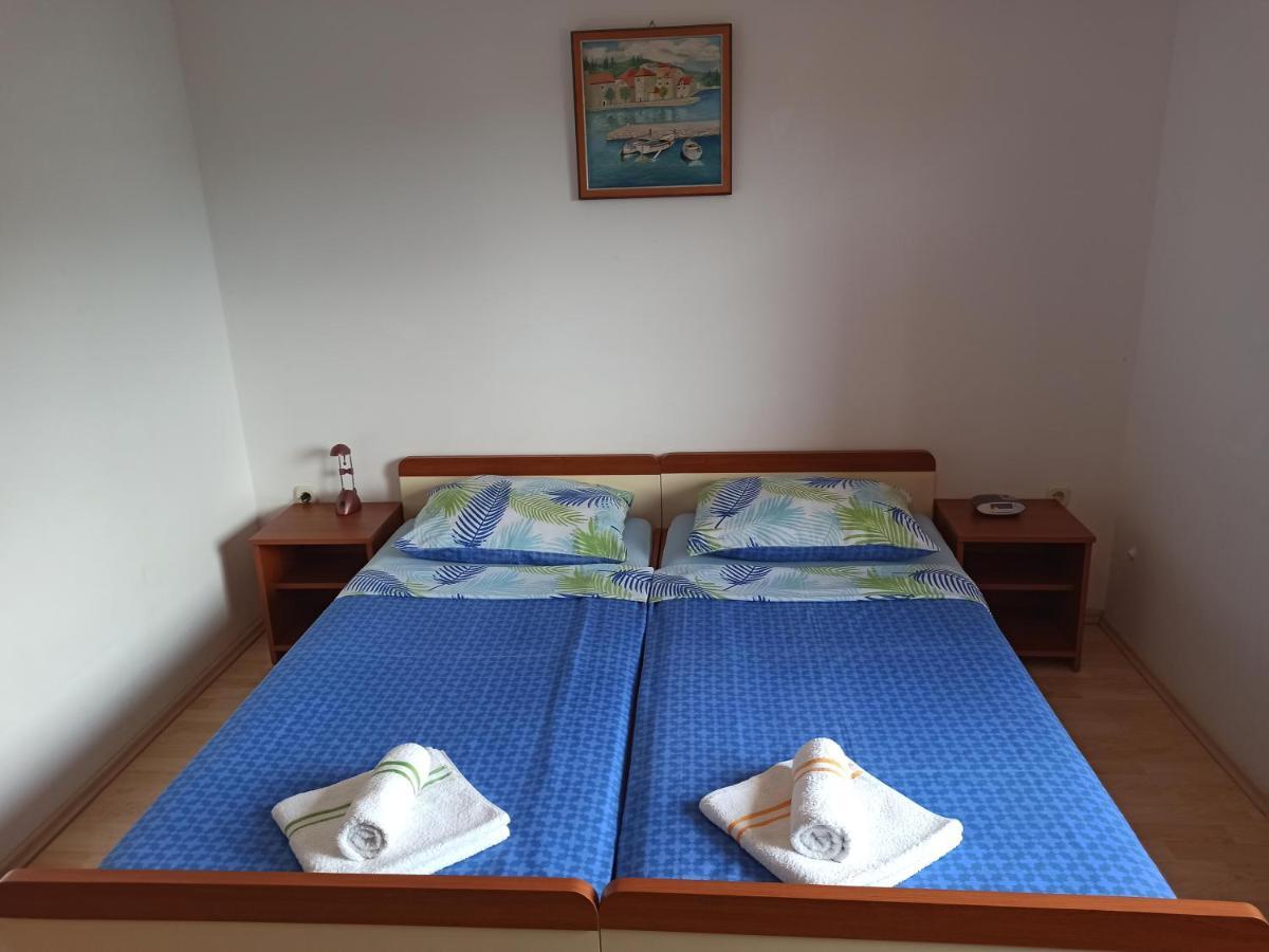 Apartments Kornati Zdrelac Luaran gambar
