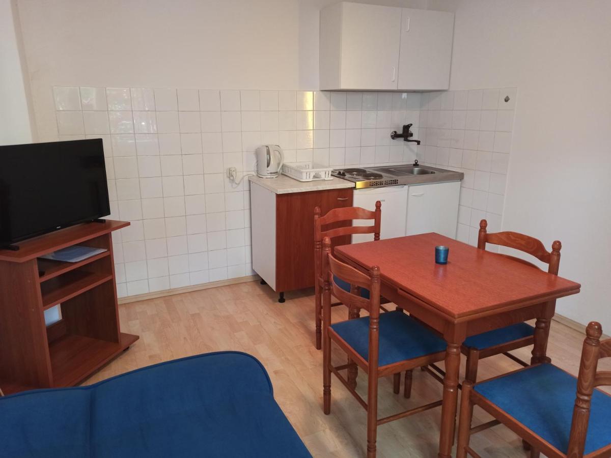Apartments Kornati Zdrelac Luaran gambar